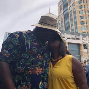 Meet your Posher, Pat